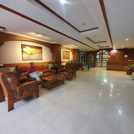 Pn Inn Hotel Pattaya Банкок Екстериор снимка