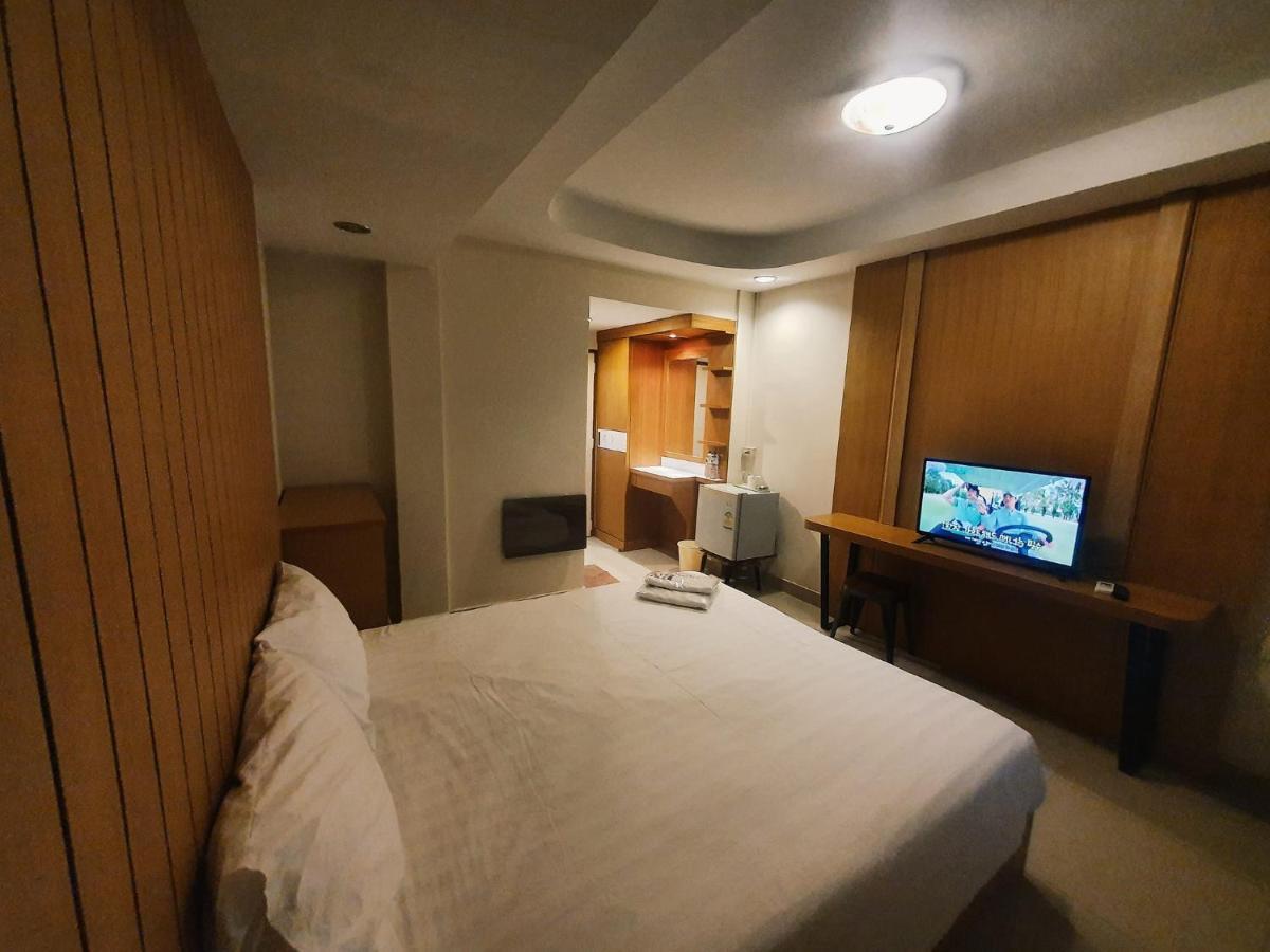 Pn Inn Hotel Pattaya Банкок Екстериор снимка